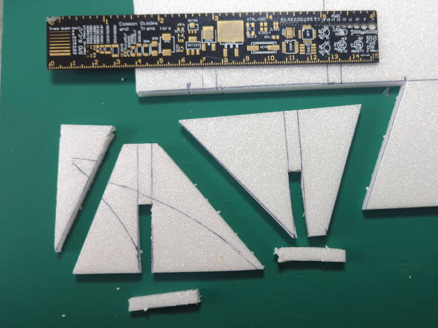 Photo: Découpe des pièces